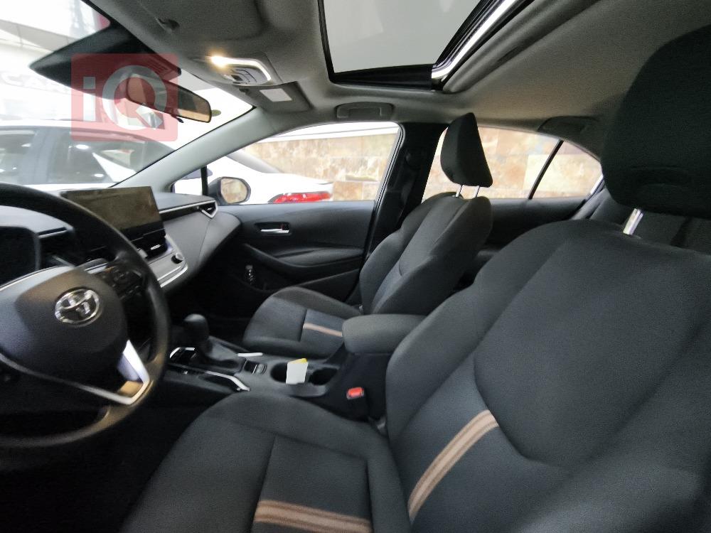 تۆیۆتا کۆرۆلا